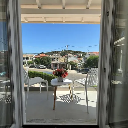 Mayflower Apartments Kassiopi Exterior foto